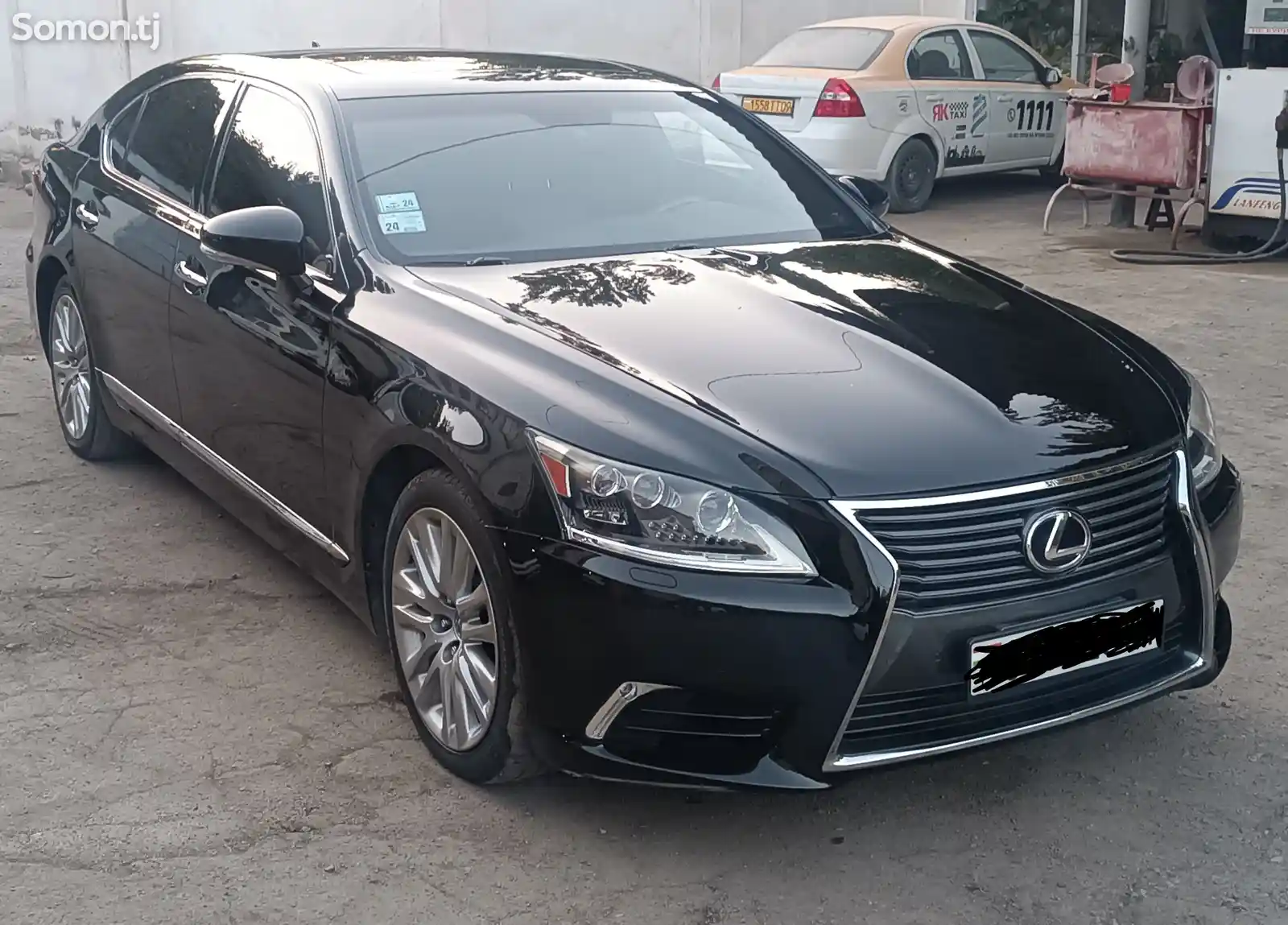 Lexus LS series, 2013-4