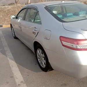 Toyota Camry, 2011