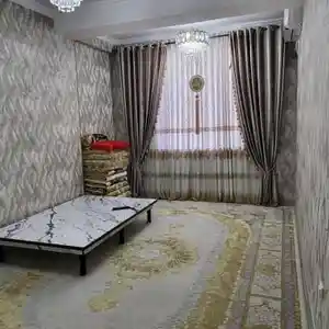 2-комн. квартира, 3 этаж, 64 м², Айни 126/а