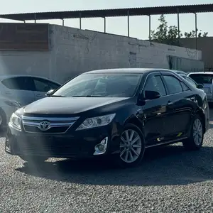 Toyota Camry, 2014