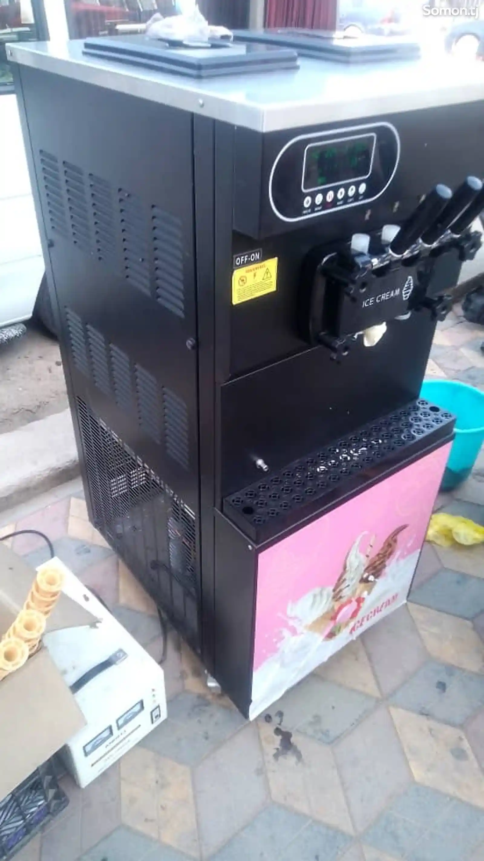 Фризер аппарат для приготовление мороженого-2