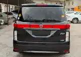 Nissan Elgrand, 2014-3