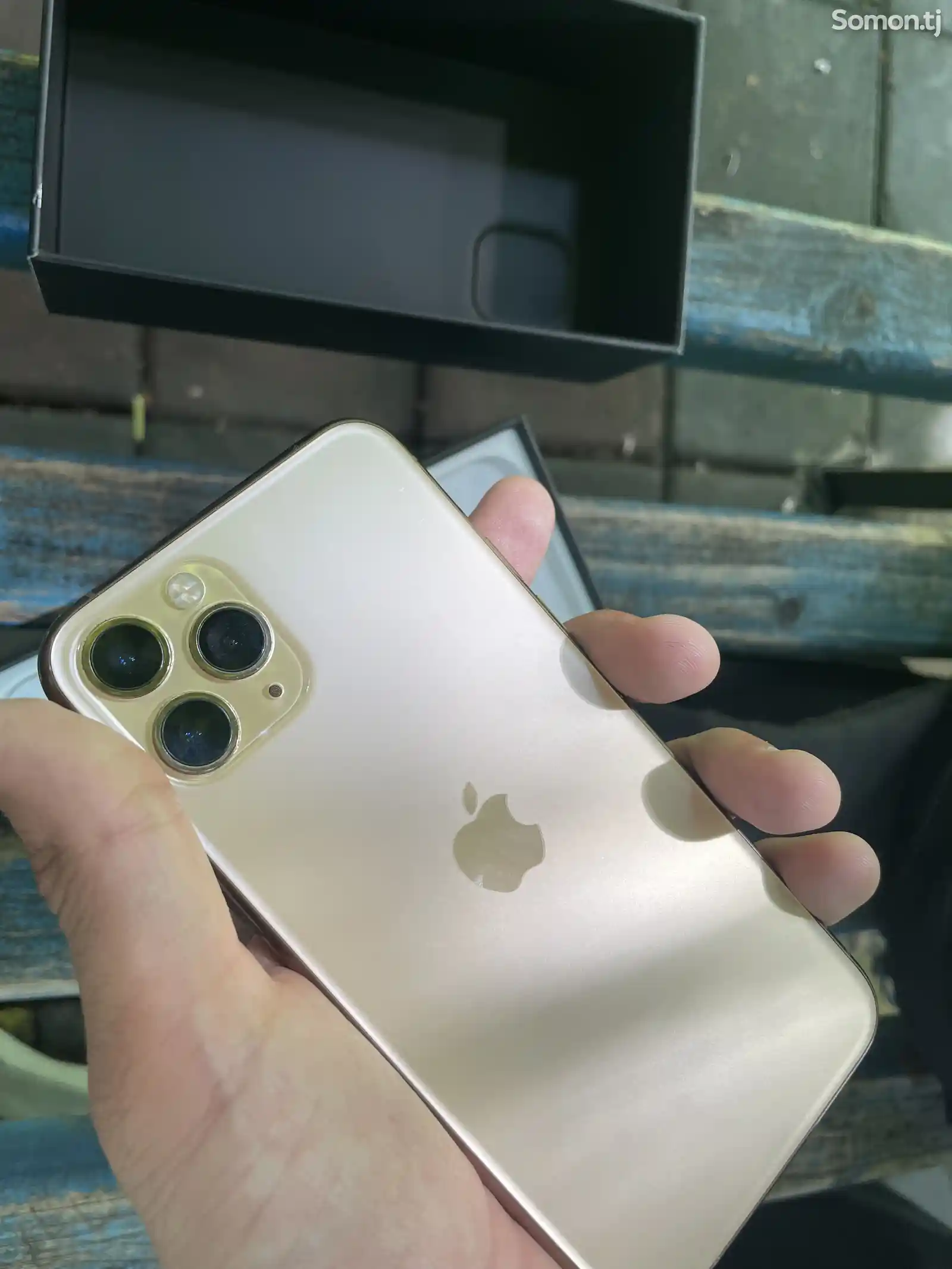 Apple iPhone 11 Pro, 256 gb, Gold-3