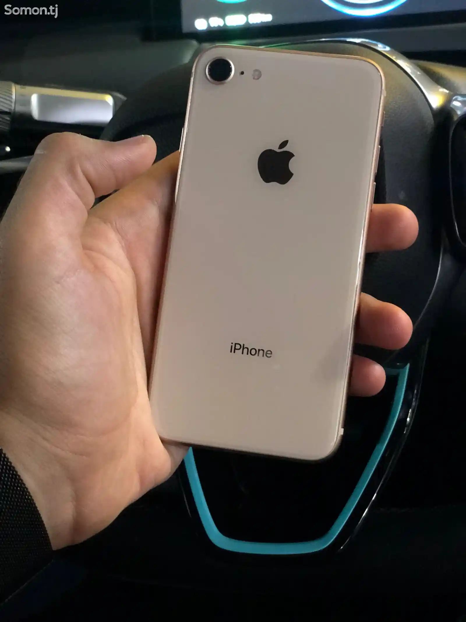 Apple iPhone 8, 64 gb, Gold-2