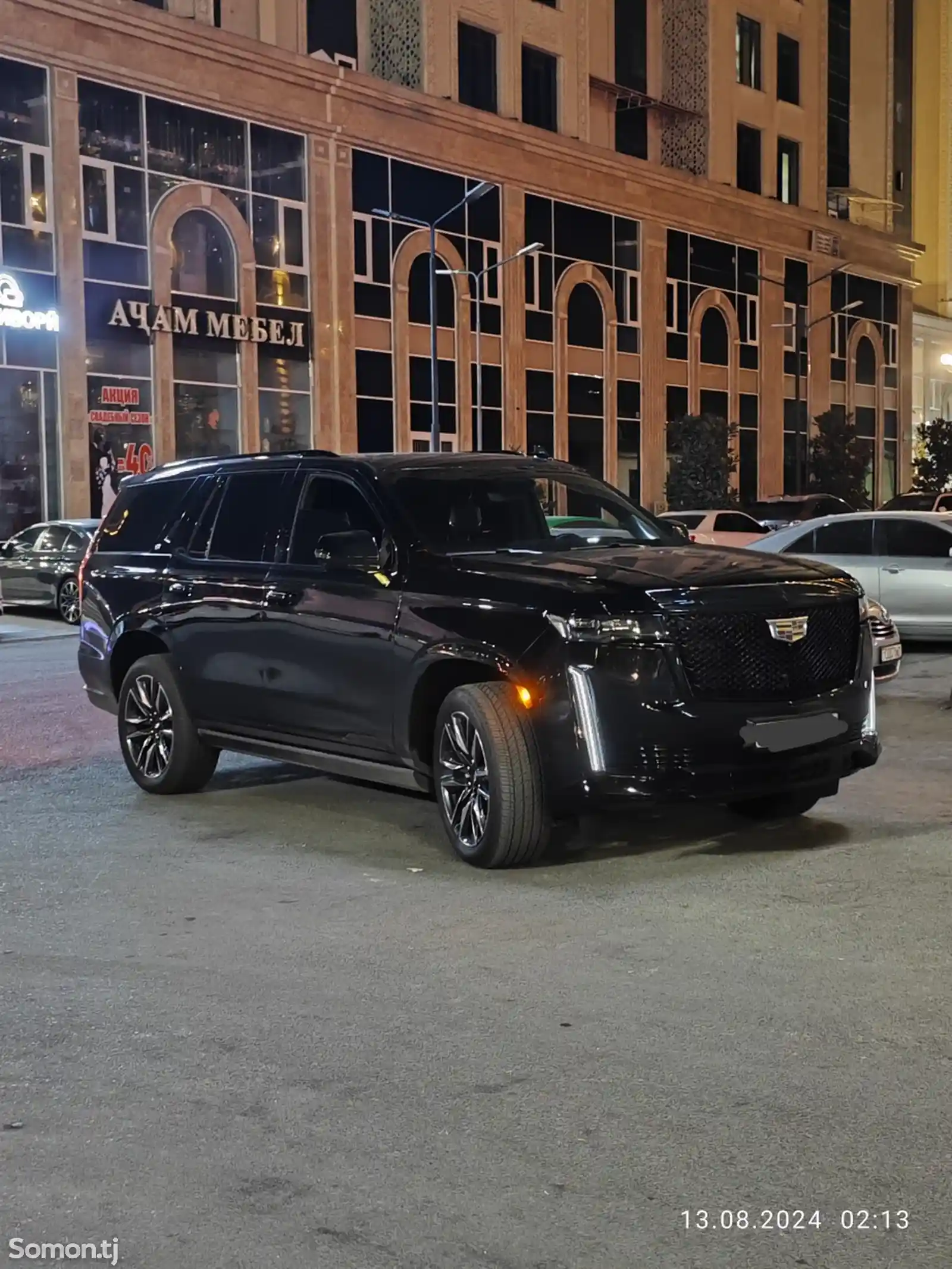 Легковые автомобили Cadillac, 2023-7