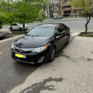 Toyota Camry, 2013