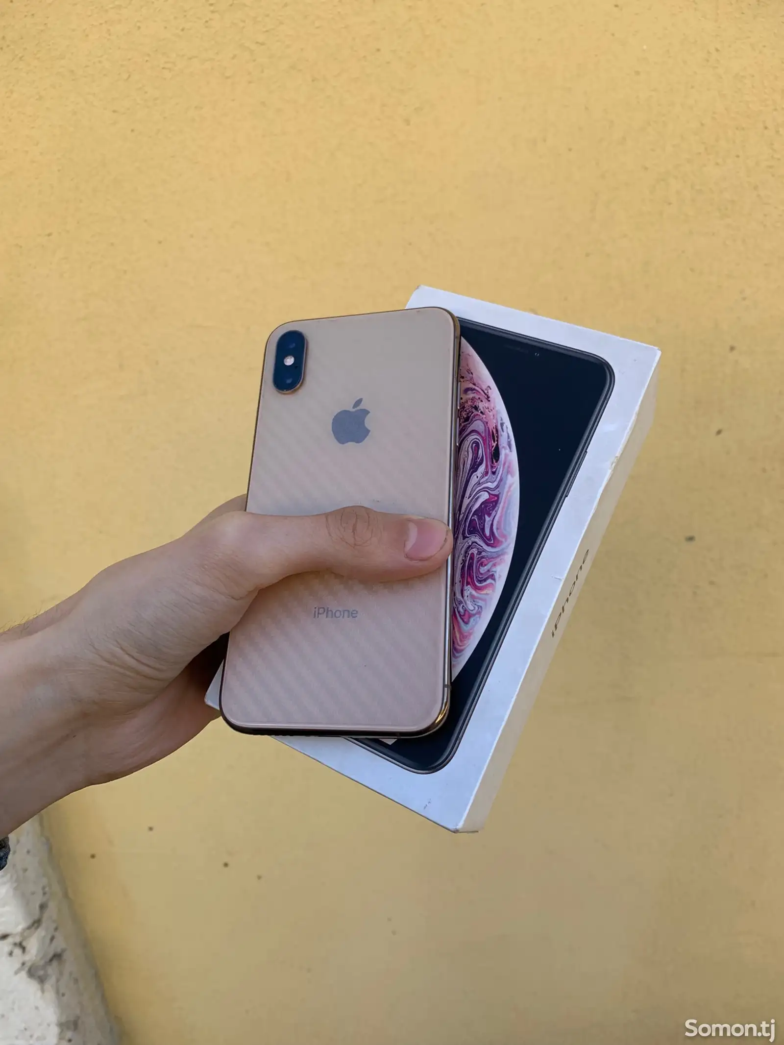 Apple iPhone Xs, 64 gb, Gold-1