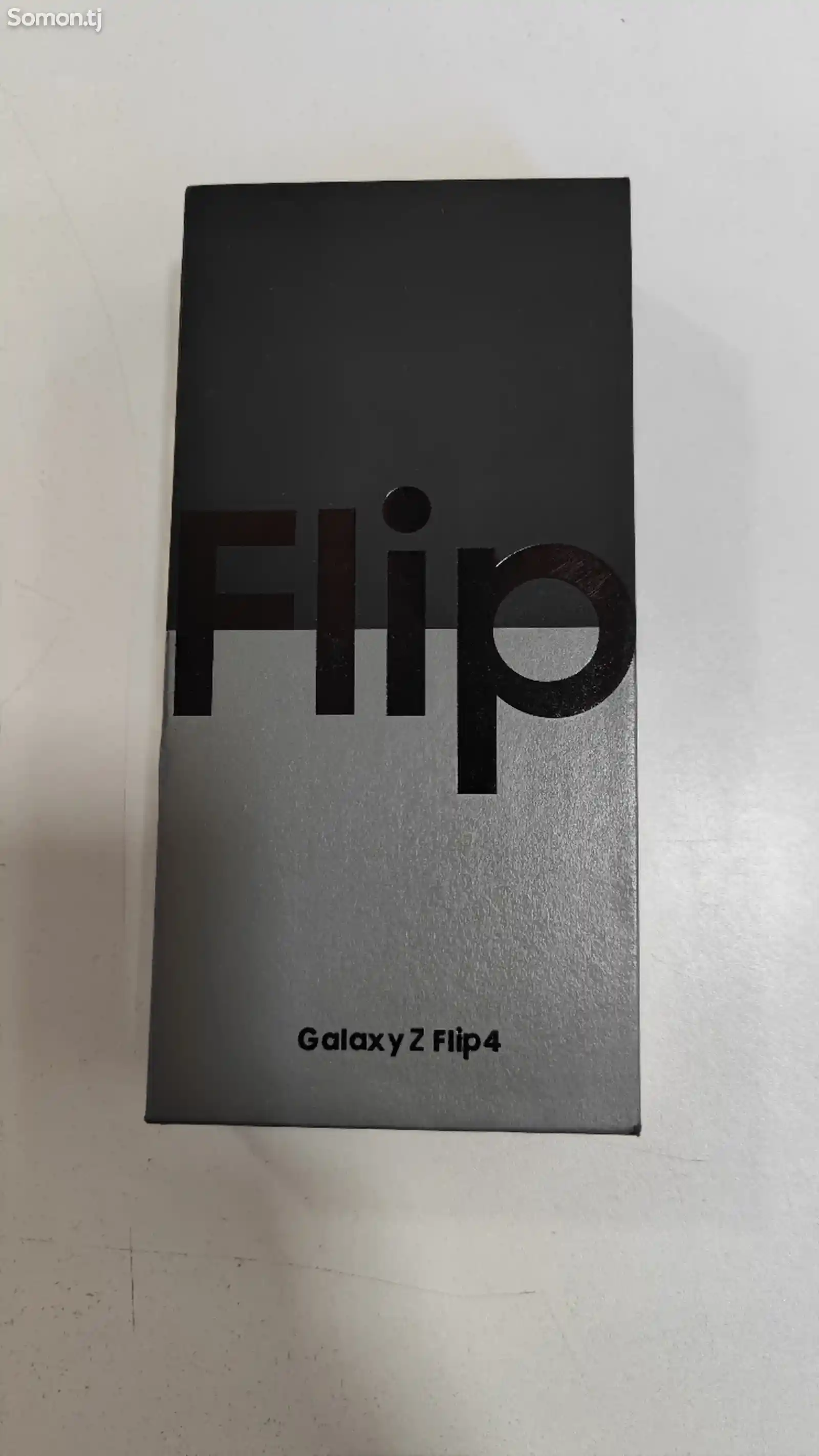 Samsung Galaxy Z Flip 4-8