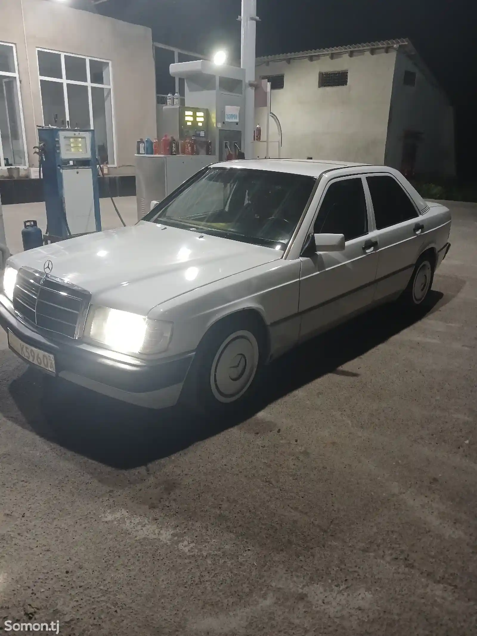 Mercedes-Benz W201, 1991-10