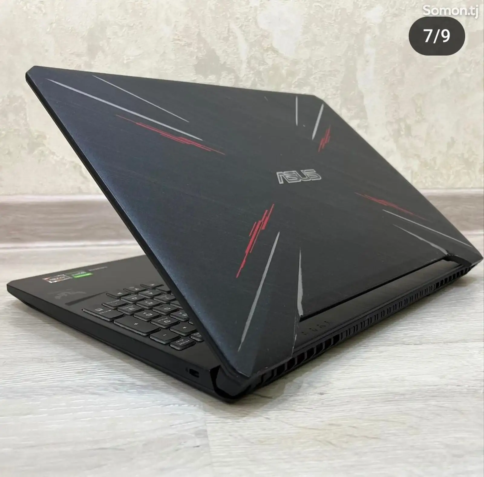 Ноутбук Asus-4