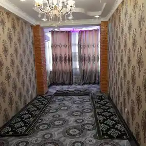 2-комн. квартира, 9 этаж, 82м², Шохмансур