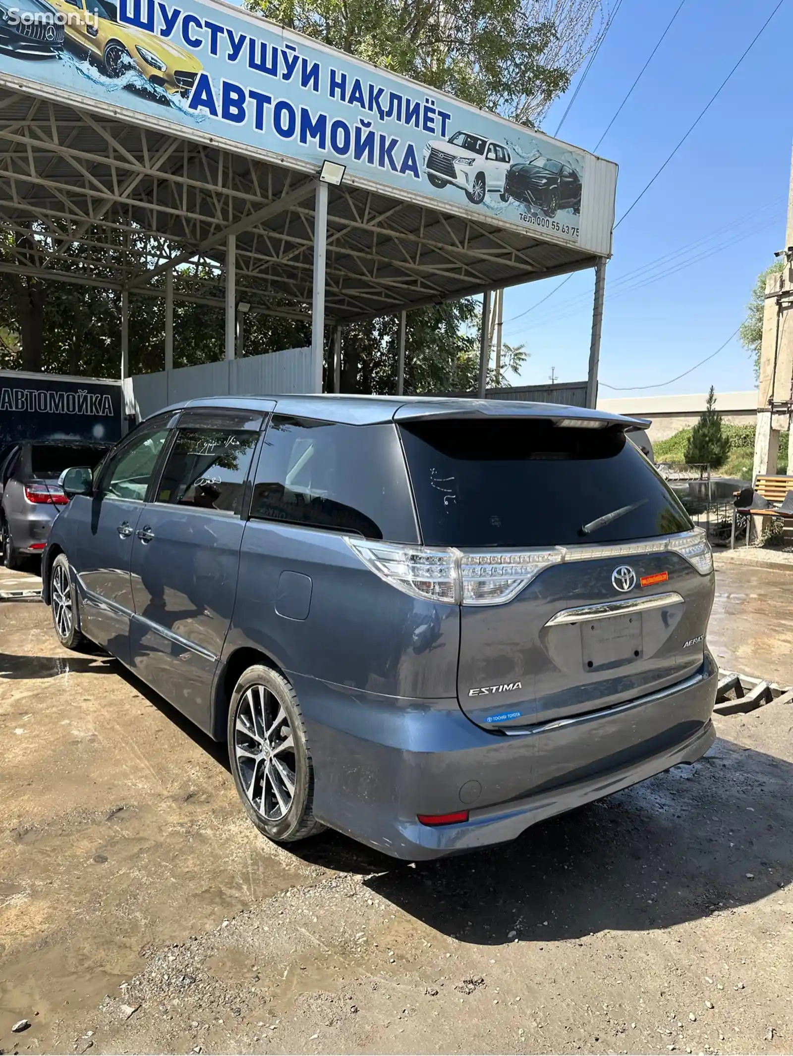 Toyota Estima, 2014-3