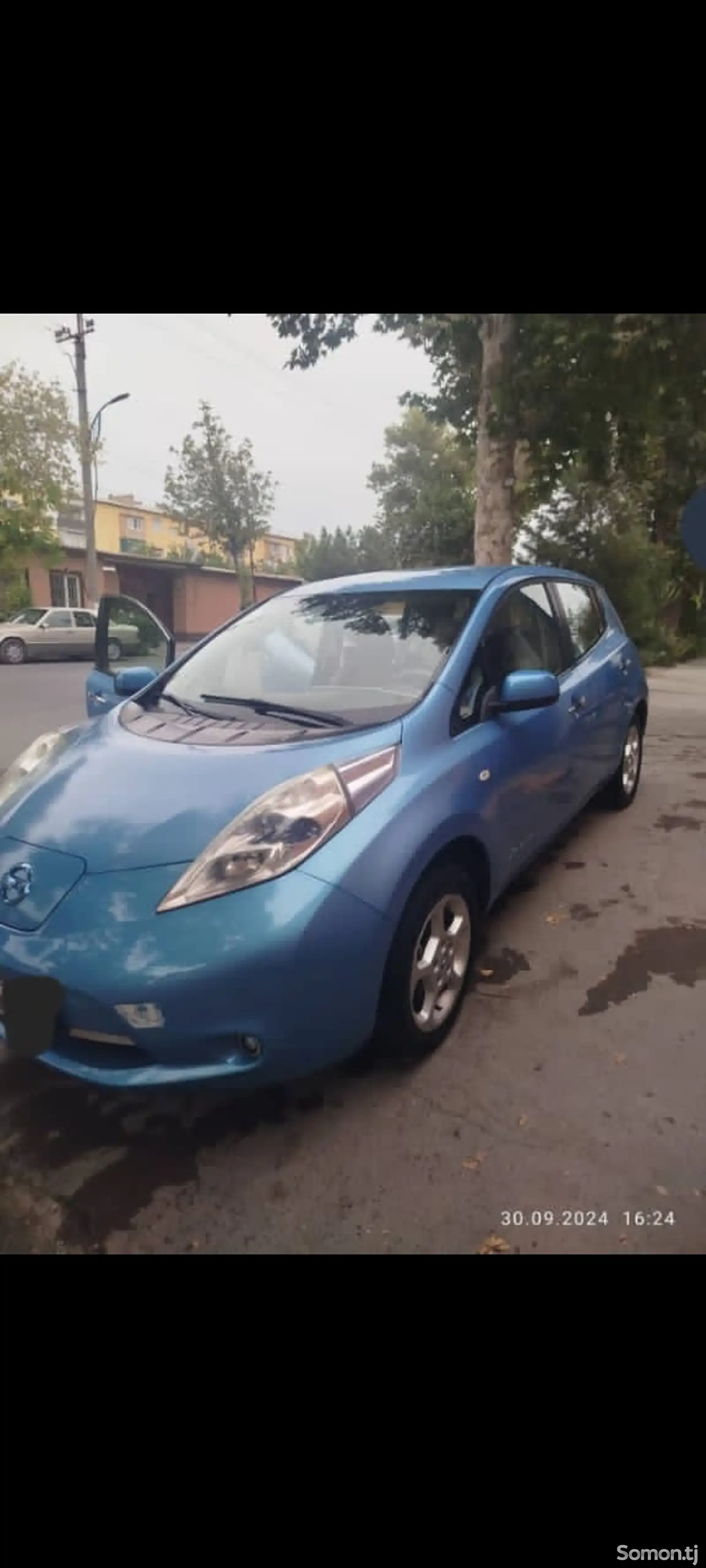 Nissan Leaf, 2011-4