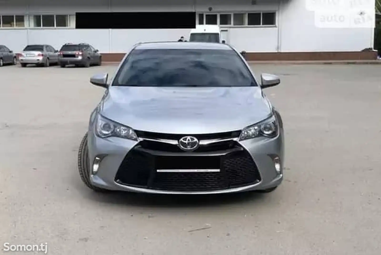 Toyota Camry, 2016-1