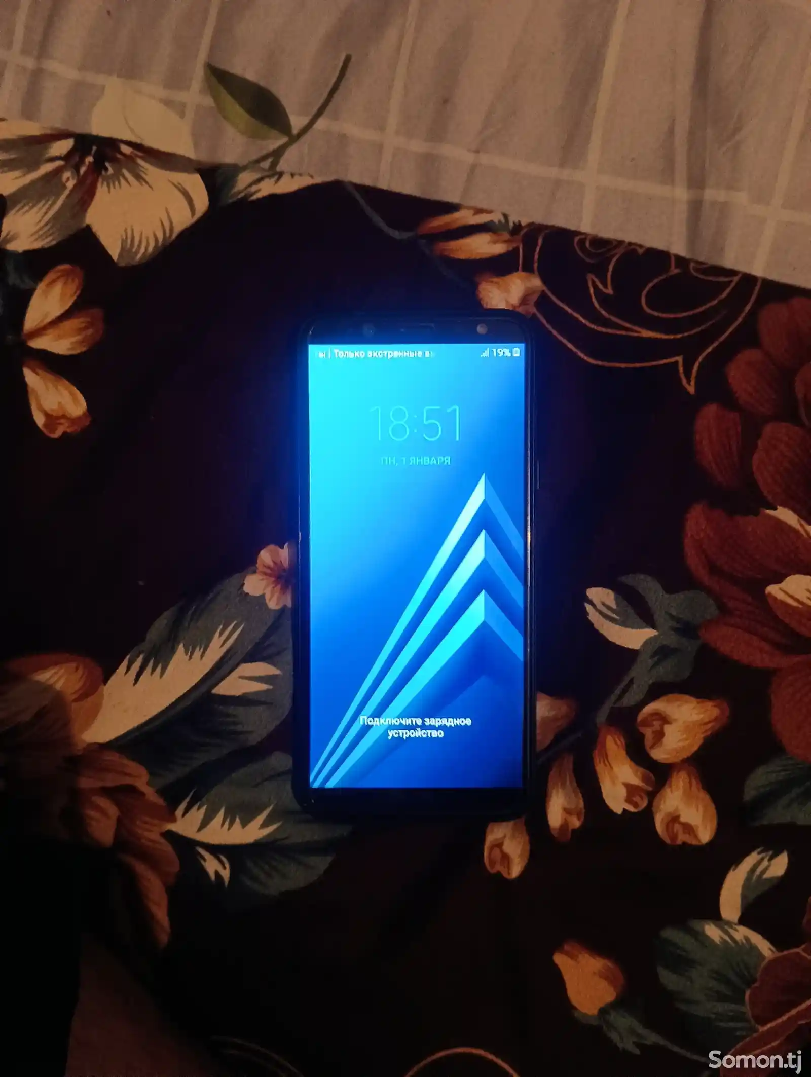 Samsung Galaxy A6-1