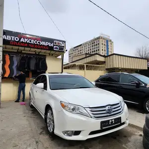 Toyota Avalon, 2012