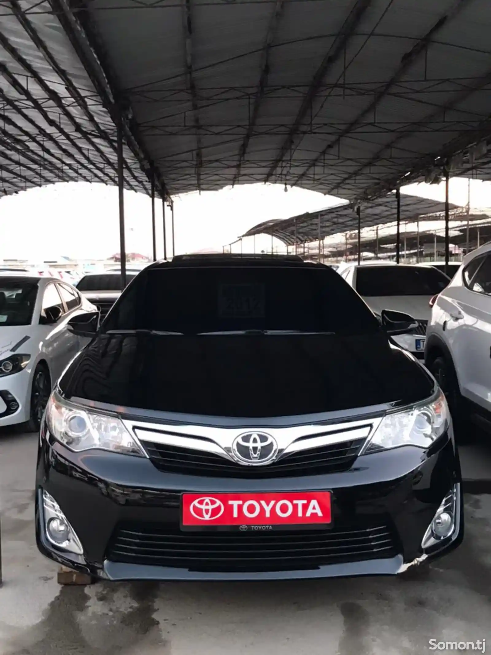 Toyota Camry, 2012-1