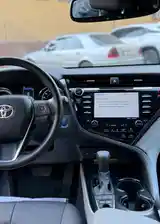 Toyota Camry, 2020-6