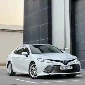 Toyota Camry, 2019