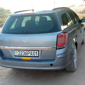 Opel Astra H, 2005