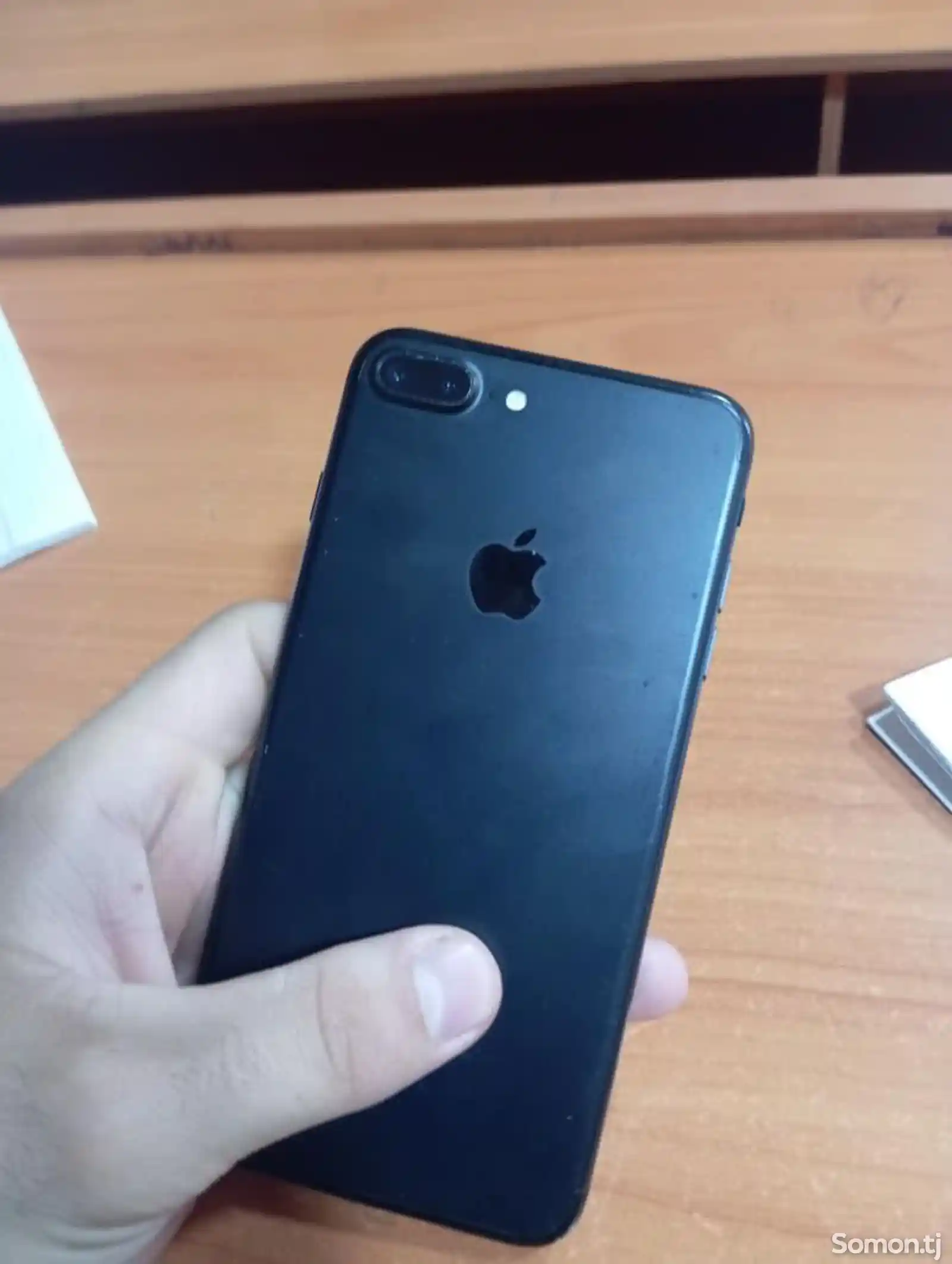 Apple iPhone 7 plus, 32 gb-1