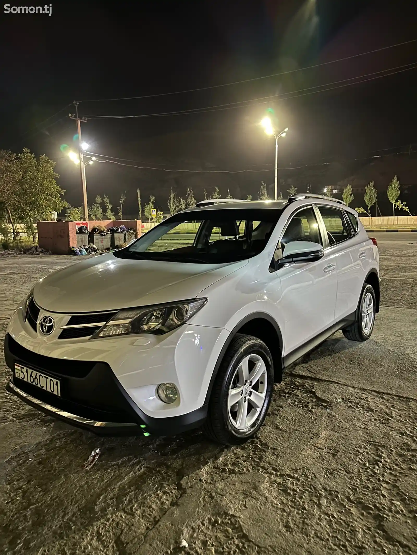 Toyota RAV 4, 2015-1