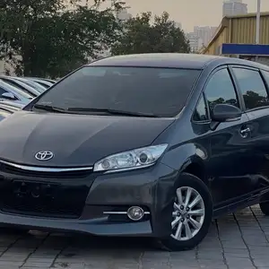 Toyota Wish, 2014