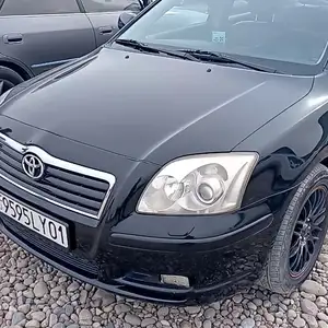 Toyota Avensis, 2004