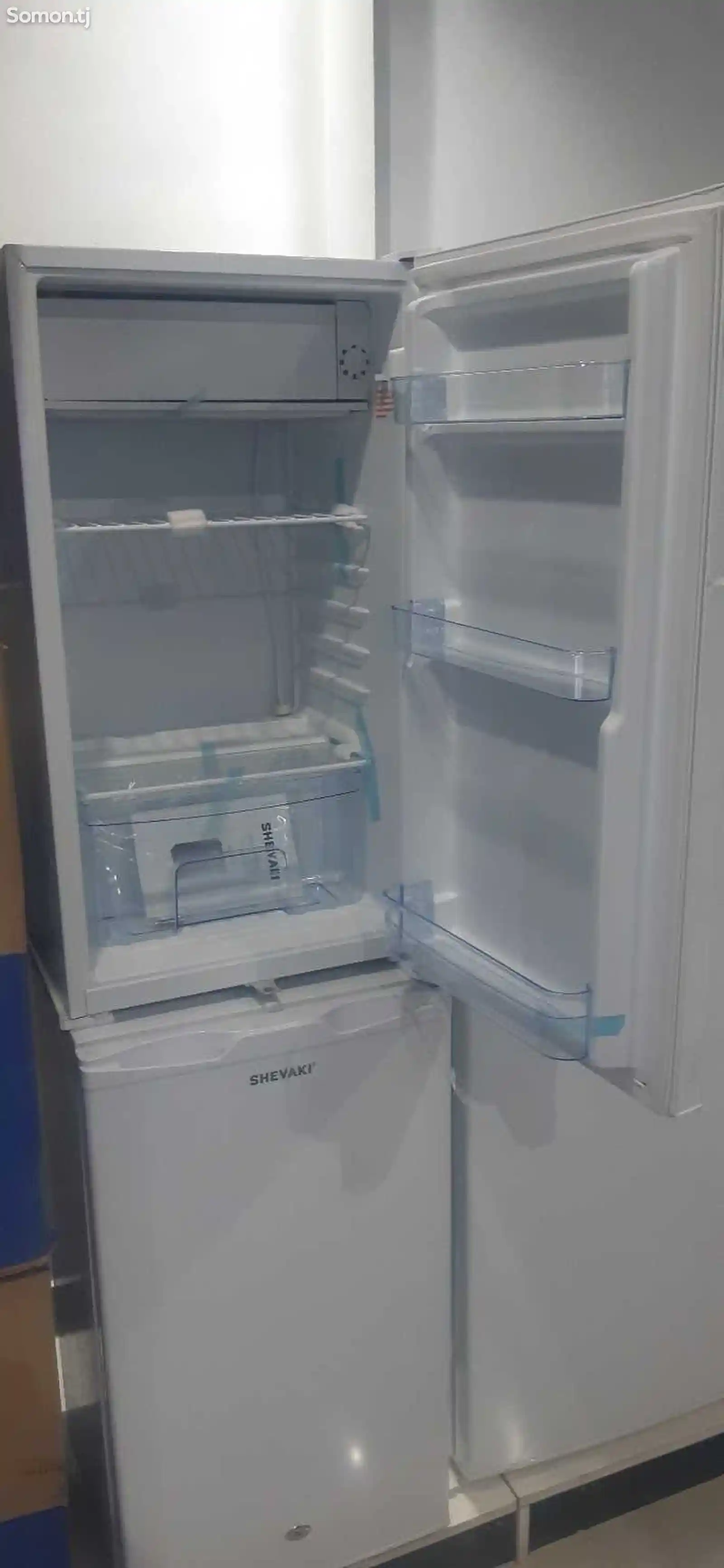 Холодильник Arviga-3