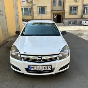 Opel Astra H, 2009