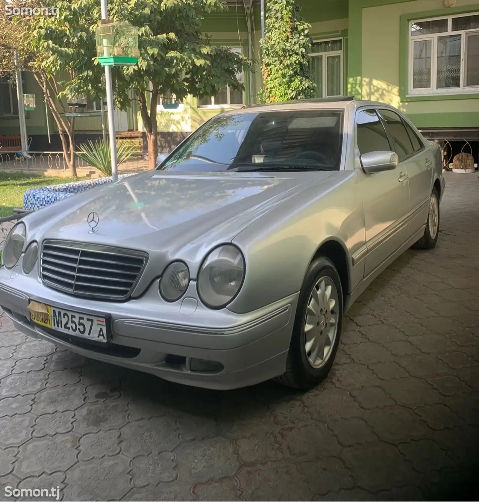 Mercedes-Benz E class, 2000-1