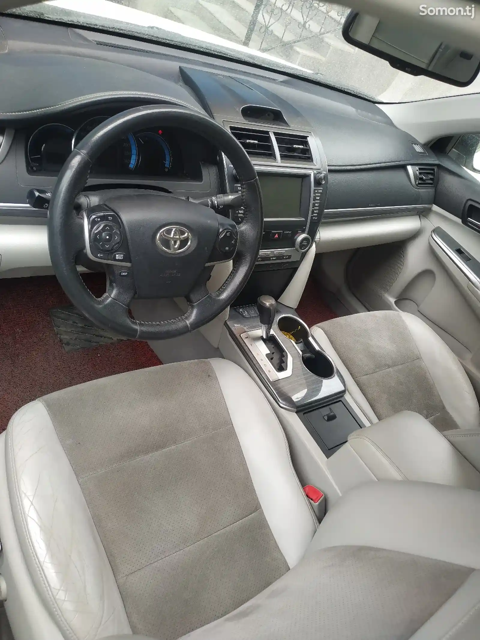 Toyota Camry, 2012-6