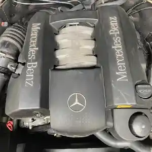 Двигатель от Mercedes-Benz