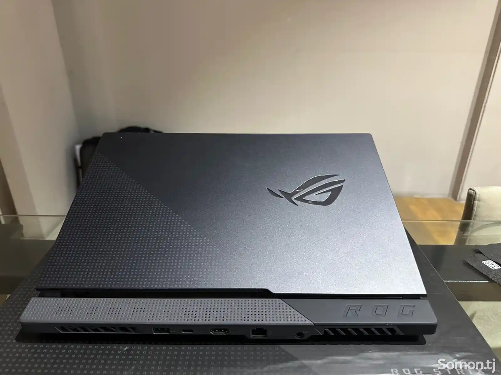 Ноутбук ASUS ROG strix-5