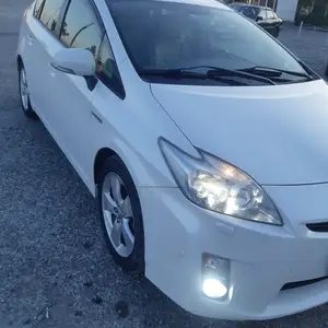 Toyota Prius, 2011