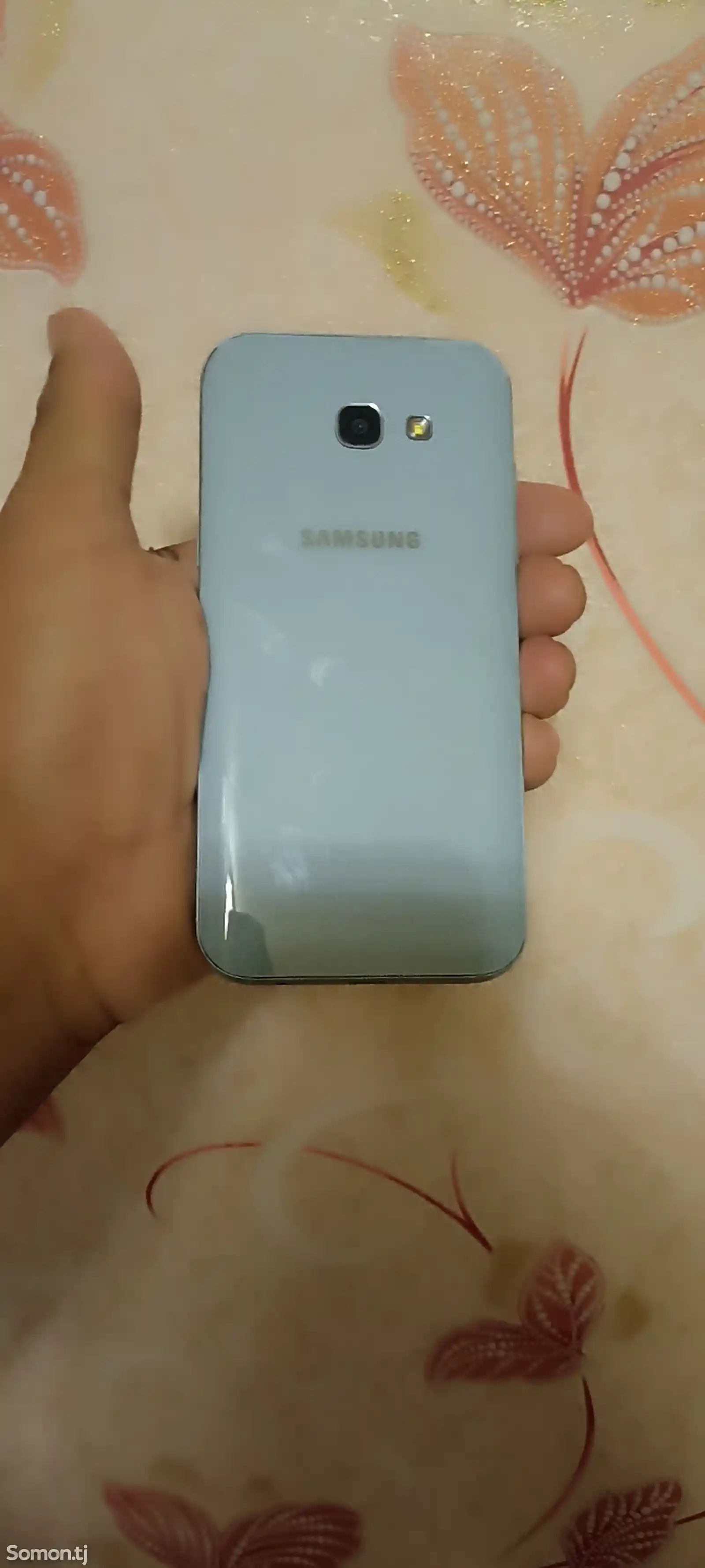 Samsung Galaxy A5 2017 32GB-1