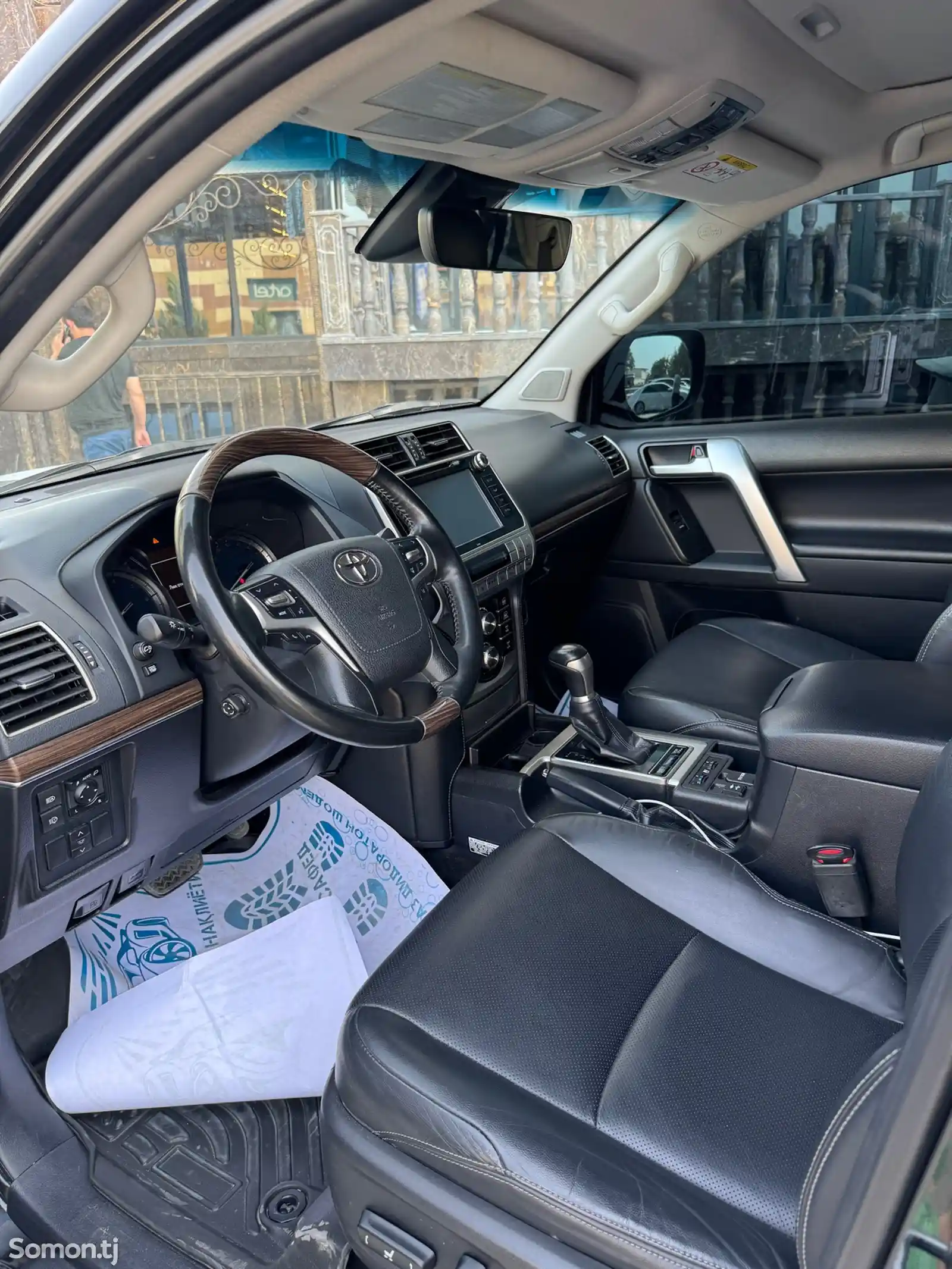 Toyota Land Cruiser Prado, 2019-4