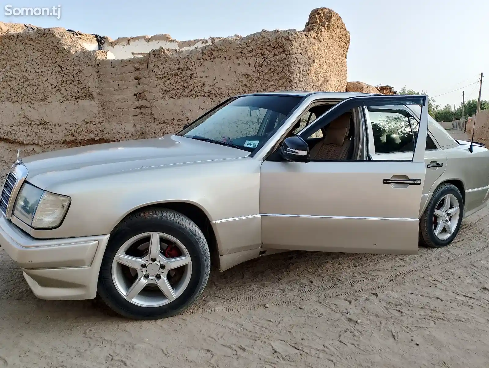 Mercedes-Benz W124, 1993-2