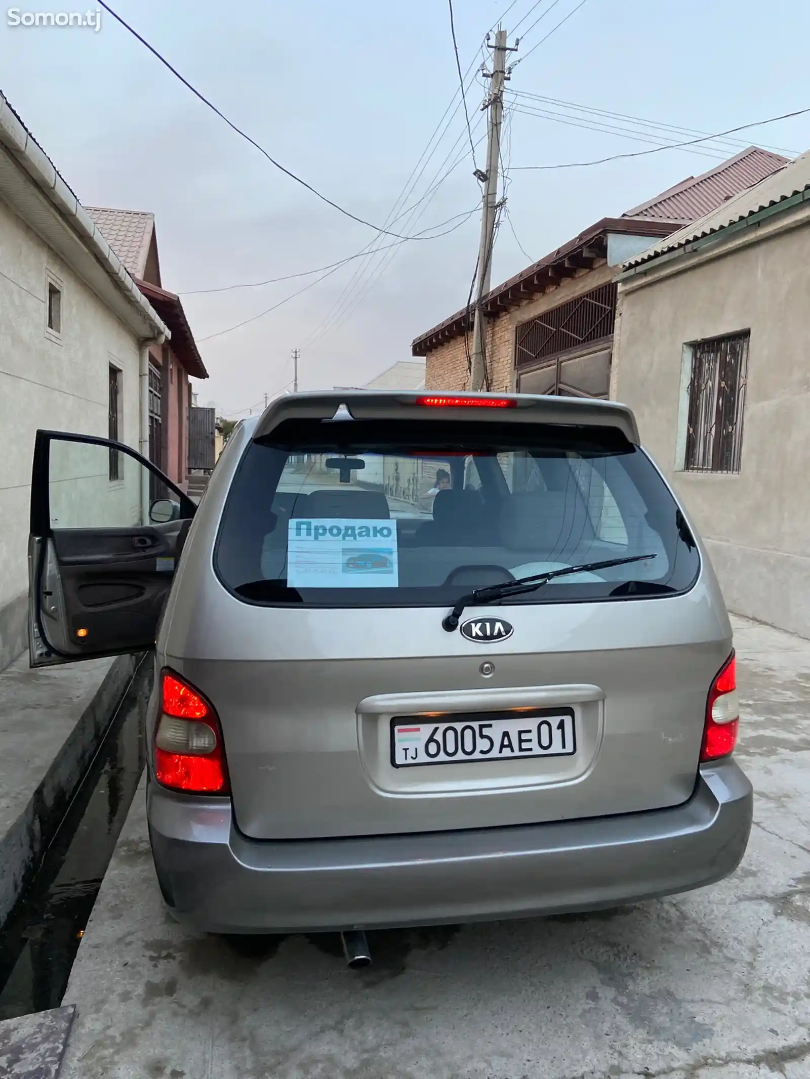 Kia Carnival, 2000-4