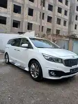 Kia Carnival, 2015-2