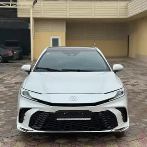 Toyota Camry, 2024