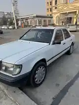 Mercedes-Benz W124, 1988-2