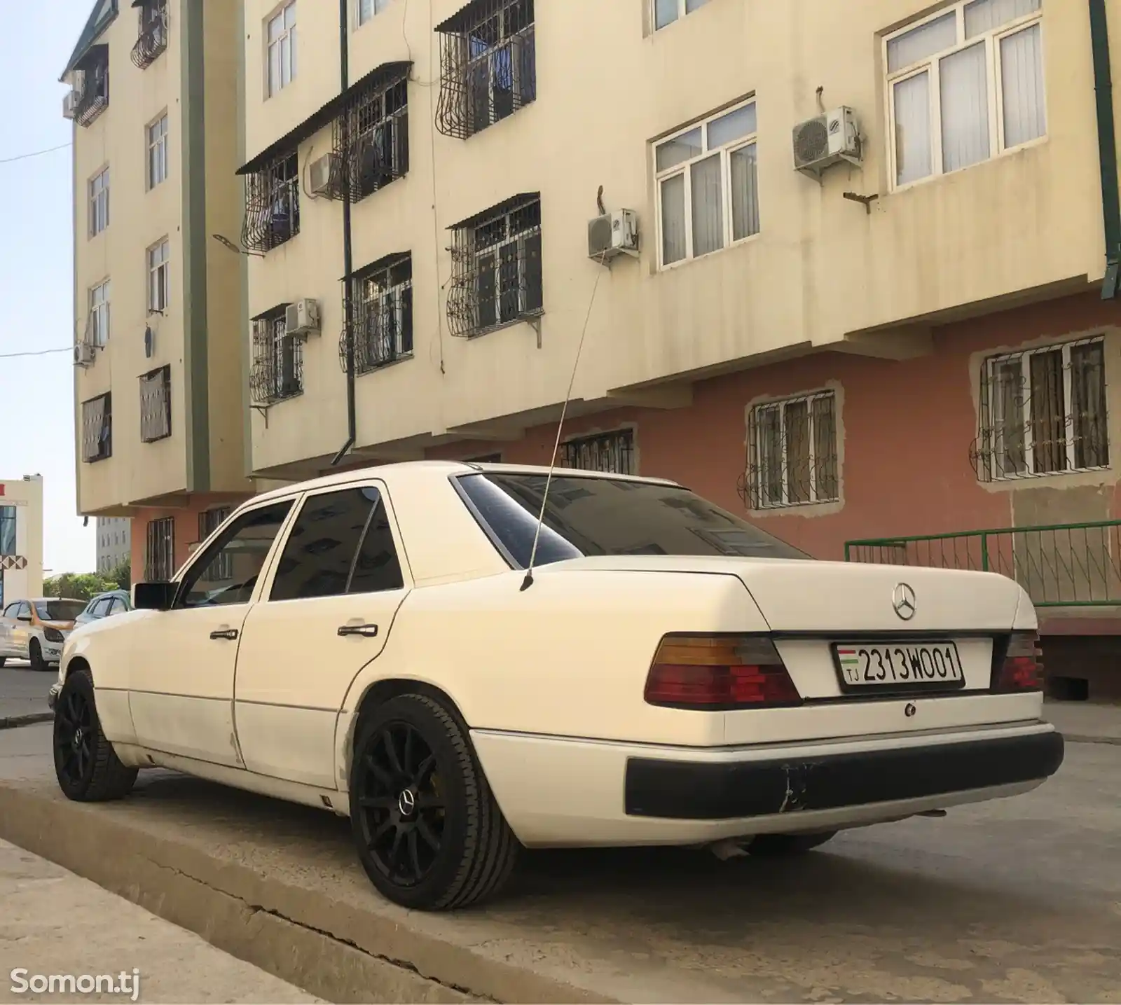 Mercedes-Benz W124, 1992-1