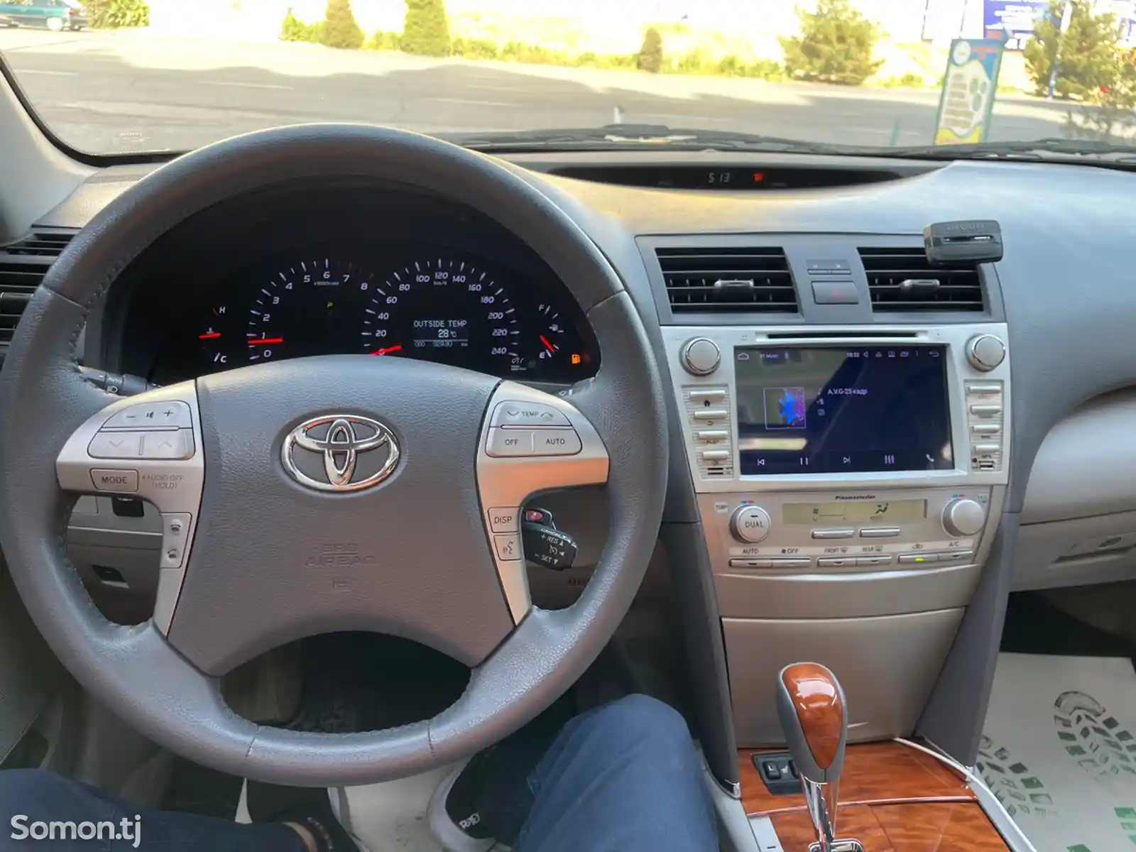 Toyota Camry, 2011-10