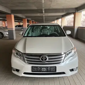 Toyota Avalon, 2011