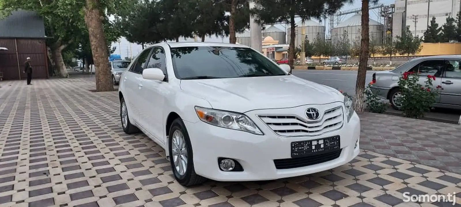 Toyota Camry, 2010-1