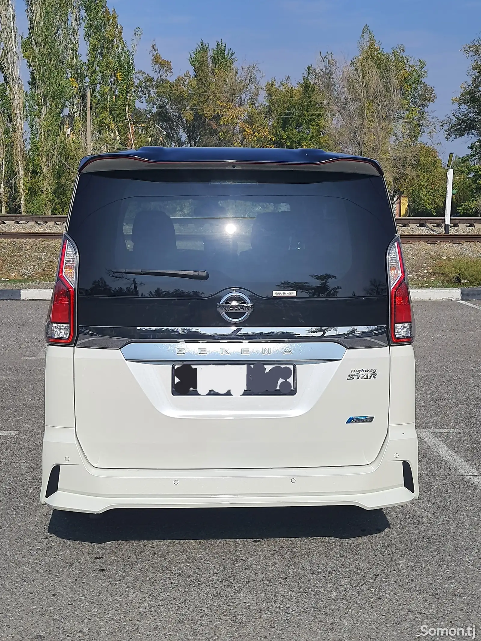 Nissan Serena, 2016-6