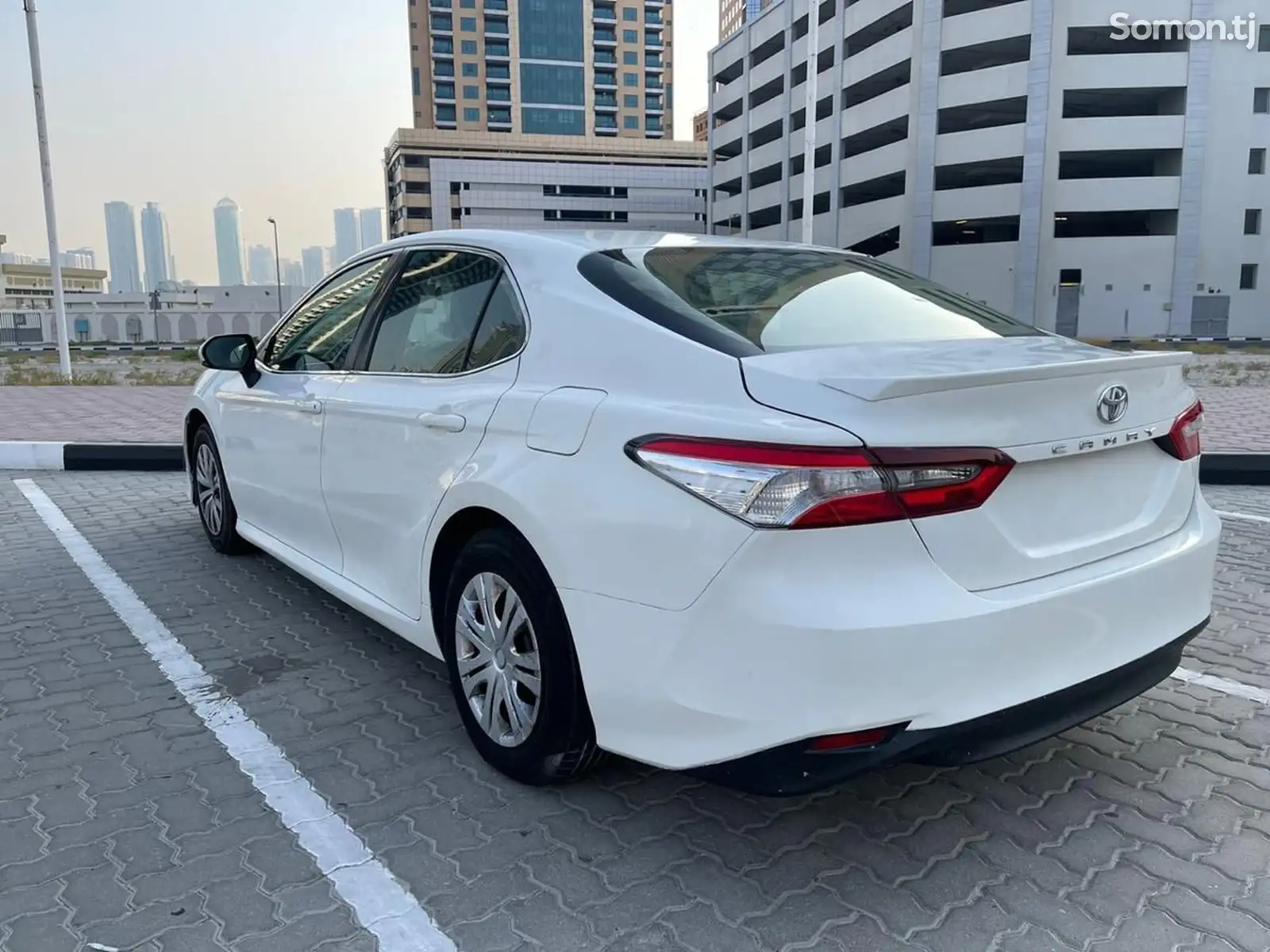 Toyota Camry, 2018-3