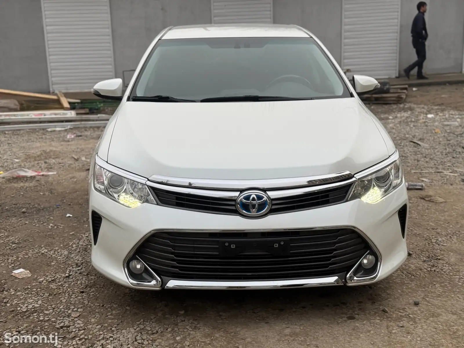 Toyota Camry, 2016-1