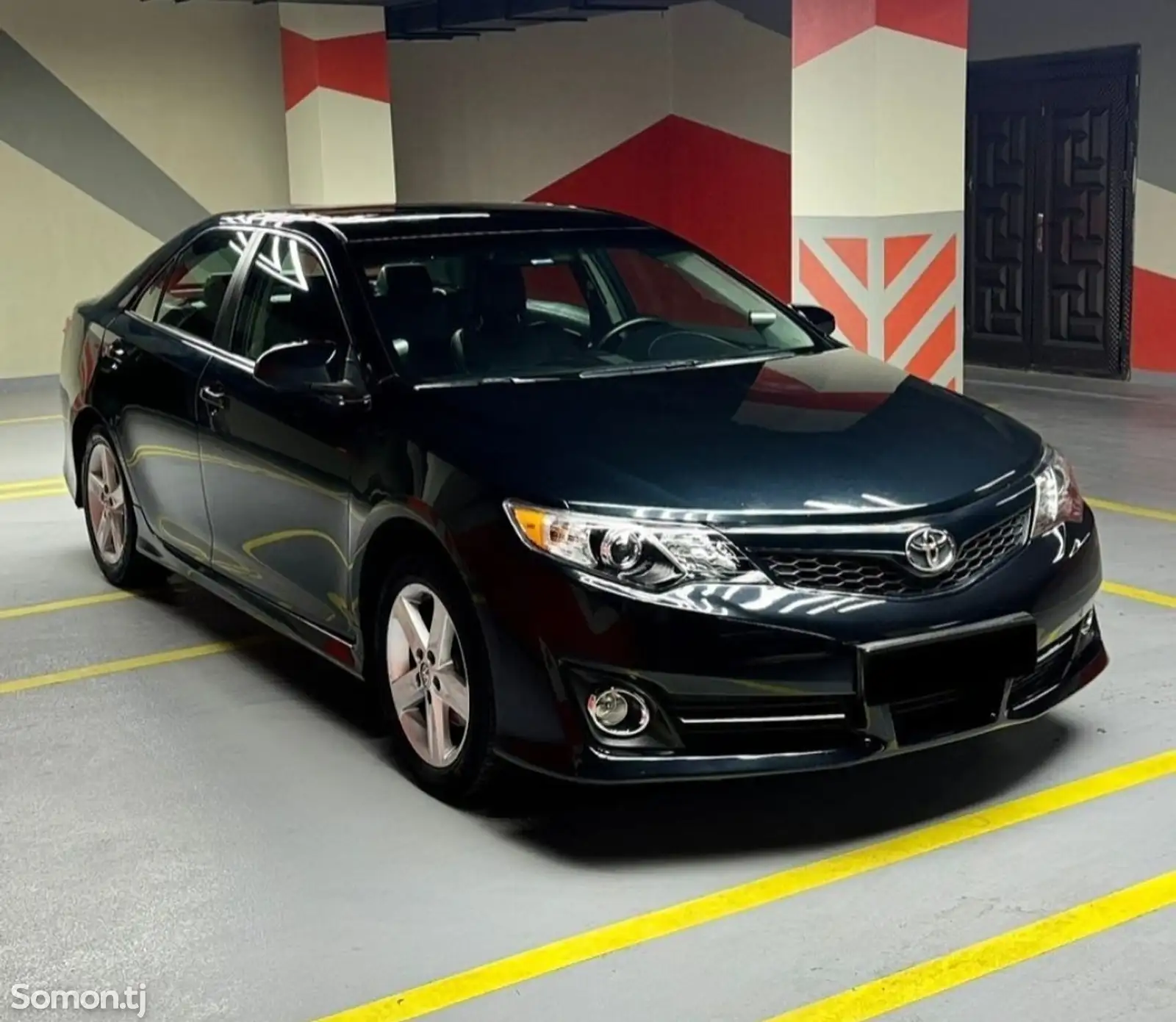 Toyota Camry, 2012-1